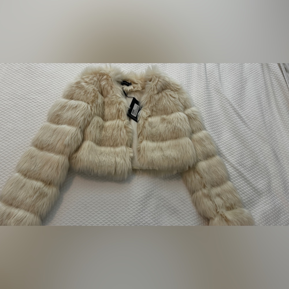 Faux Fur Cream Bubble Jacket